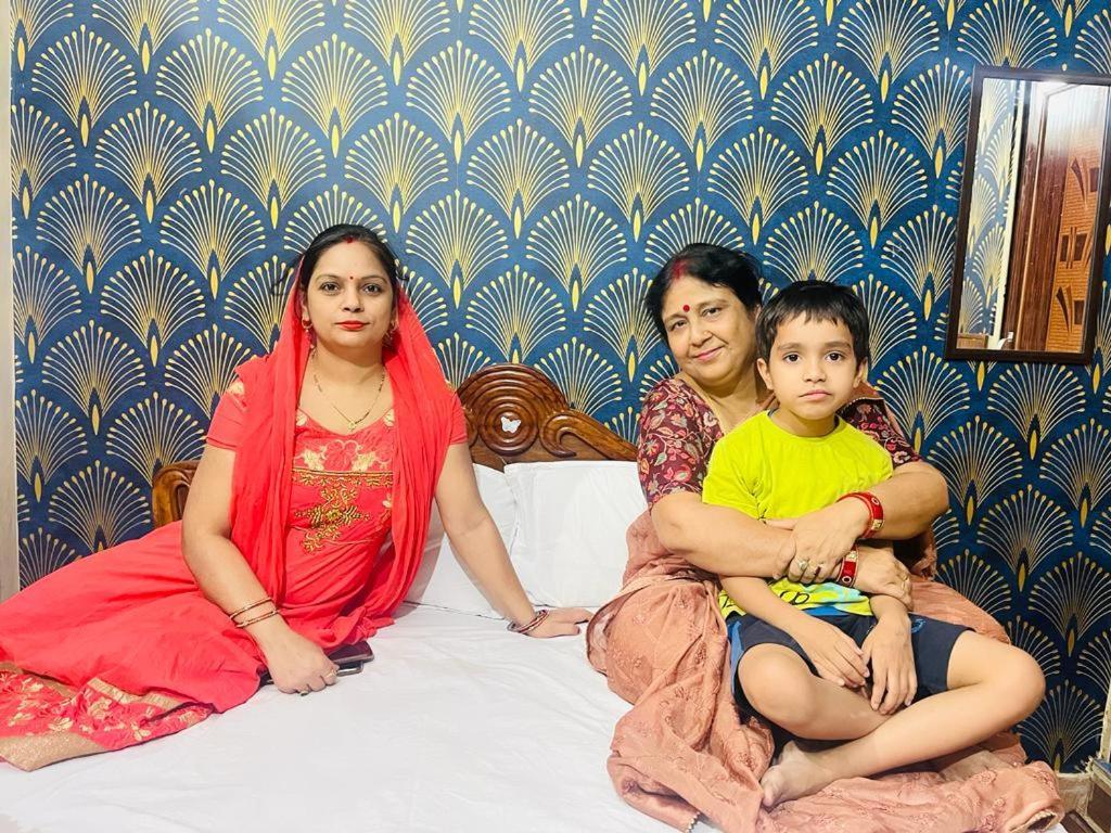 Maa Gauri Paying Guest House 瓦拉纳西 外观 照片